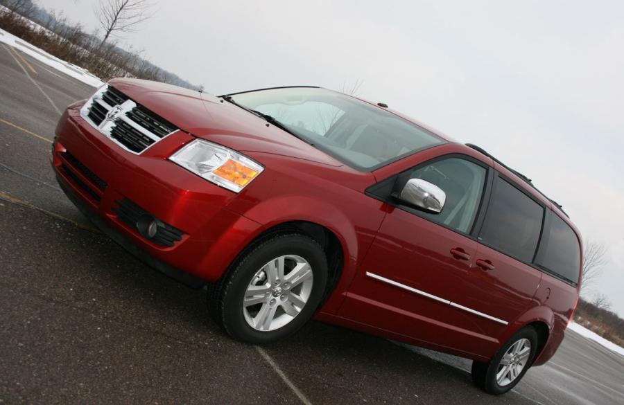  Dodge Grand Caravan SXT 2008 года  (фото 34 из 67)